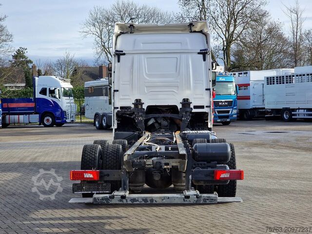 Fahrgestell mit Fahrerhaus Scania R580 V8 NGS 6x4 chassis - Retarder - 4.75 WB - ...