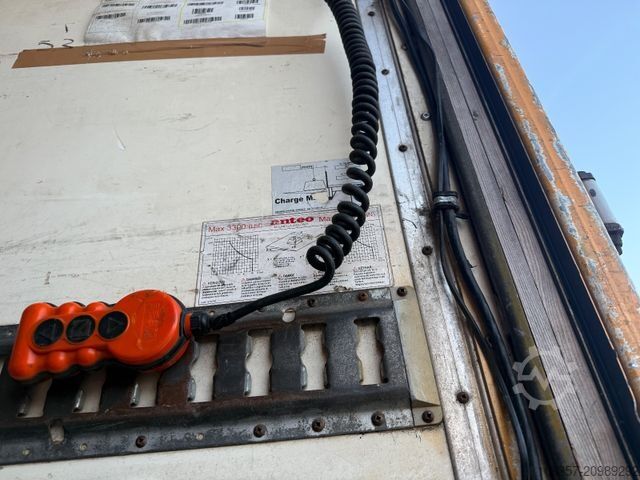 Box truck IVECO Eurocargo 120E22/P Koffer LBW 1500Kg,7,50m