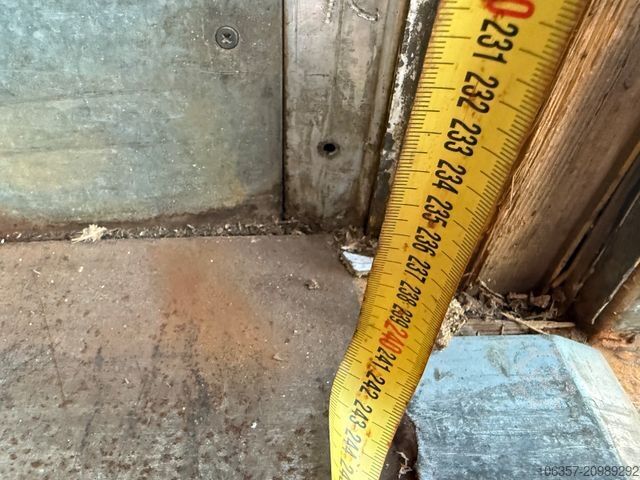 Box truck IVECO Eurocargo 120E22/P Koffer LBW 1500Kg,7,50m