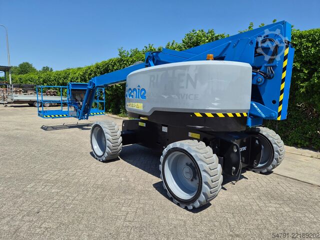 Articulated boom lift Genie Z-60/37 DC
