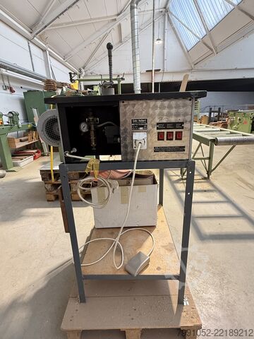Kantenanleimmaschine Gebrüder Halbert 