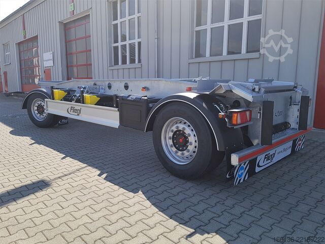 Roll off trailer Fliegl Schlittenanhänger für Abrollcontainer
