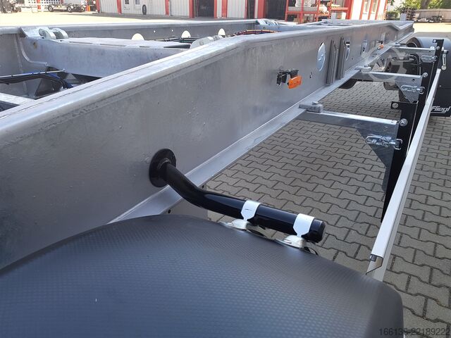 Roll off trailer Fliegl Schlittenanhänger für Abrollcontainer
