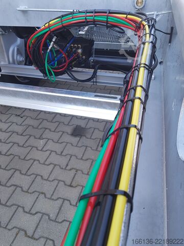 Roll off trailer Fliegl Schlittenanhänger für Abrollcontainer