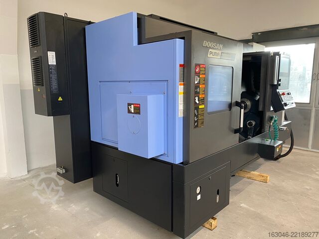 CNC turn-mill center DOOSAN Puma 2600SY II mit Siemens