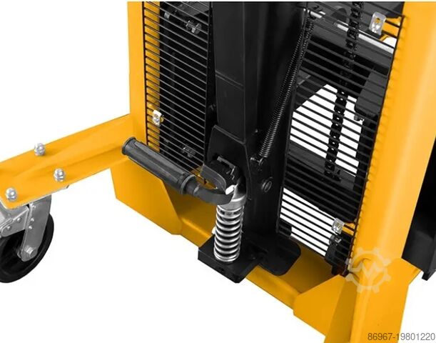 Mast pallet truck CORMAK P513A