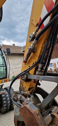 Mobilbagger Lieherr A 900 C LITRONIC