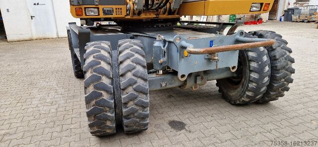 Mobilbagger Lieherr A 900 C LITRONIC