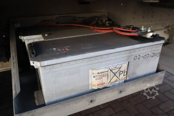 Curtain sided Schmitz CARG SCB3ST CoC Documents, TuV Loading Certificate