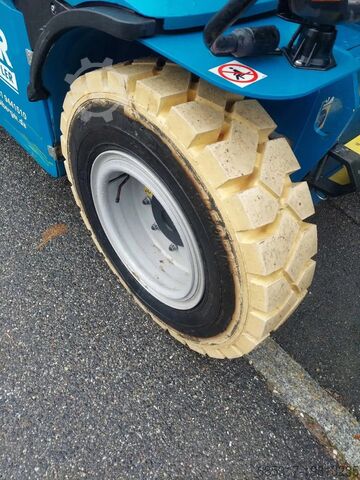 Starrer Teleskoplader Merlo E-Worker 25.5-90