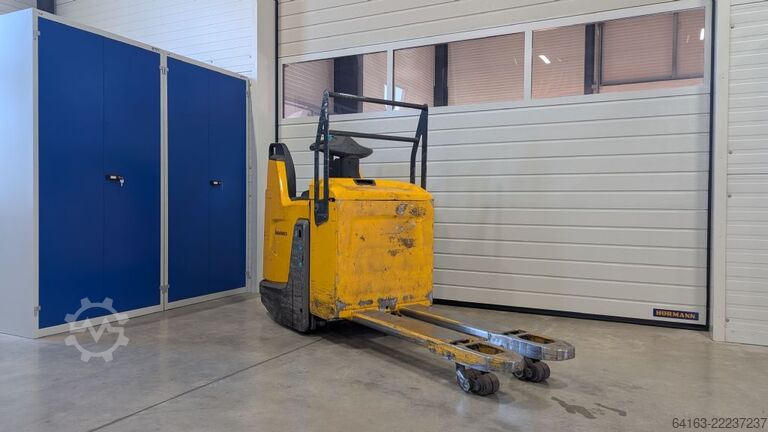 Niederhubwagen Jungheinrich ERE 225 f. P.