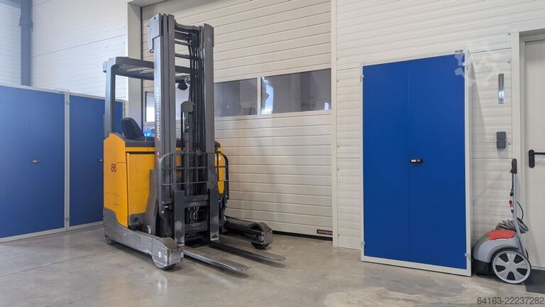 Schubmaststapler Jungheinrich ETV 216 E GE 115 620DZ