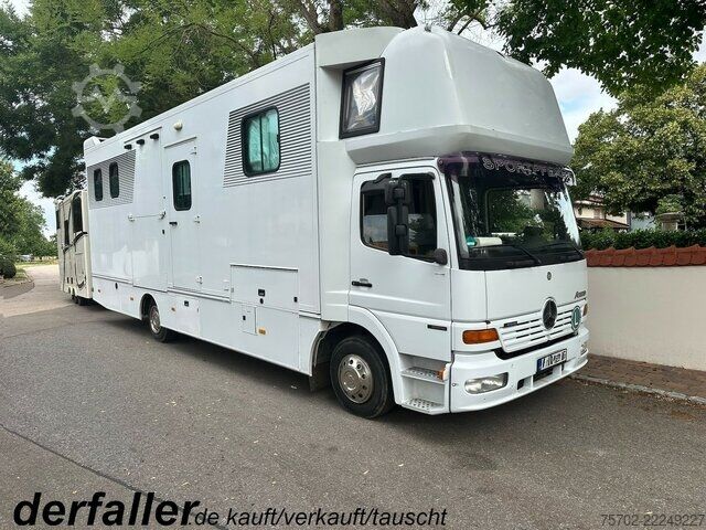 Van Mercedes-Benz Atego 1023 4 Pferde + Kiste Wohnung