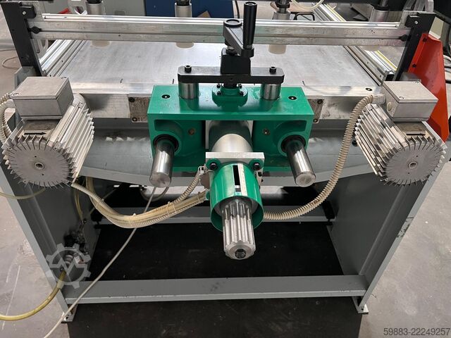 Multi-spindle drilling machine Detel M-35