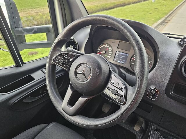 Plane MERCEDES-BENZ SPRINTER 517 Schuifzeil Laadklep!