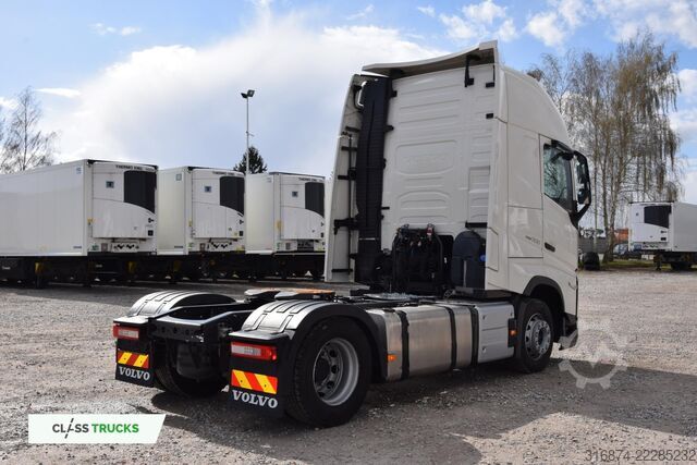 Standard tractor unit VOLVO FH 500 Globetrotter XL Varios