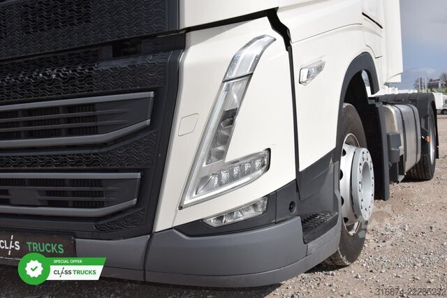 Standard tractor unit VOLVO FH 500 Globetrotter XL Varios