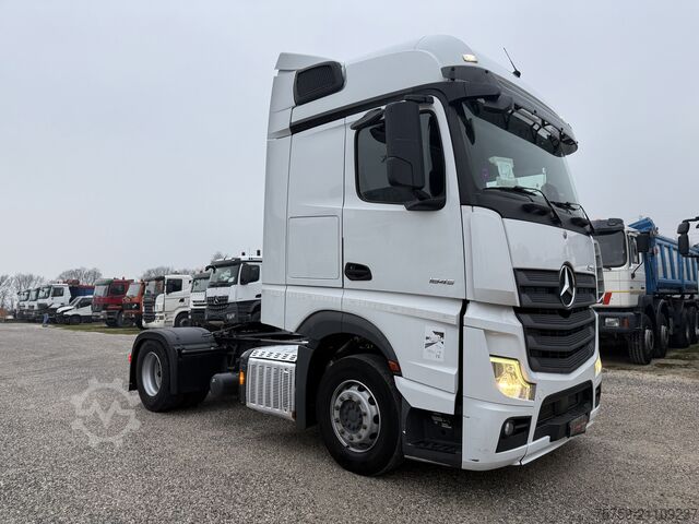 Standard tractor unit Mercedes-Benz Actros 1845 ADR ÖL-Retarder Euro6