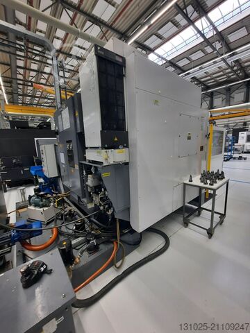 Vertikales Bearbeitungszentrum OKUMA MU400VA