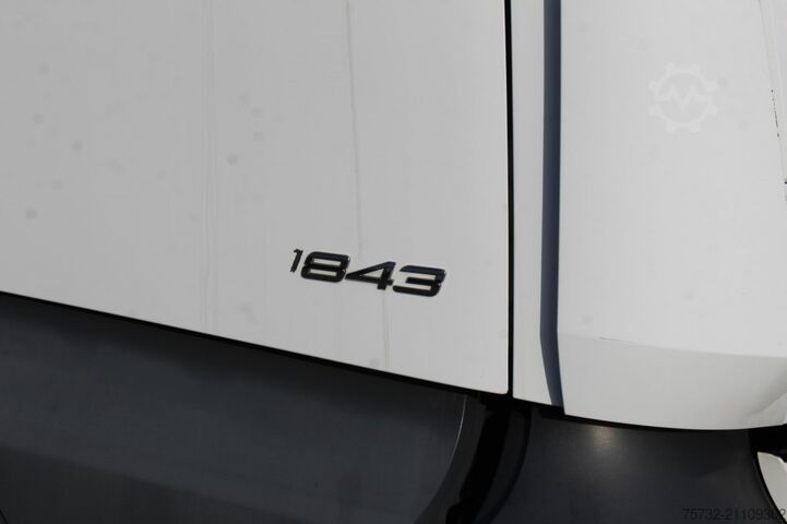 Standard tractor unit Mercedes-Benz Actros 1843 E6  Retarder  ACC   LDW   Vollspoiler