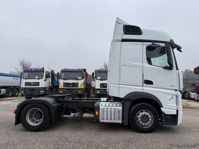 Standard tractor unit Mercedes-Benz Actros 1845 ADR ÖL-Retarder Euro6