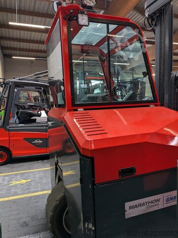 Vierwegestapler Combilift CBE4000 TRIPLEX 6500 FULL CABIN FREE LIF