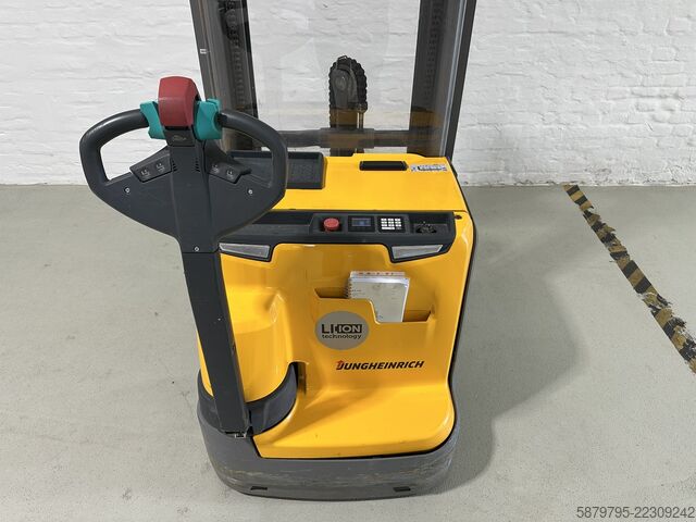 Manual stacker Jungheinrich EJC 112z/DZ