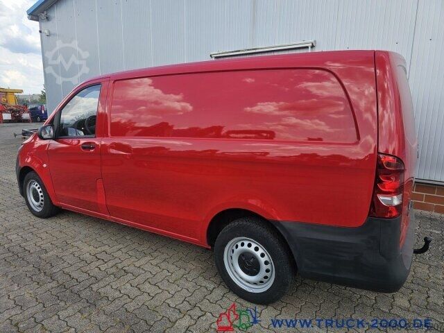Customized van Mercedes-Benz Vito 109 Sortimo Regaleinbau 3 Sitzer TÜV 06/27