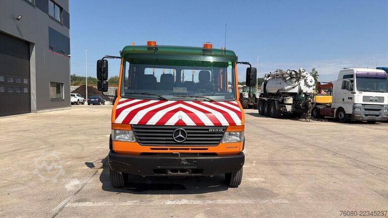 Flatbed Mercedes-Benz 813 D (EX COMMUNAL / BE TRUCK / PARFAIT ETAT / ...