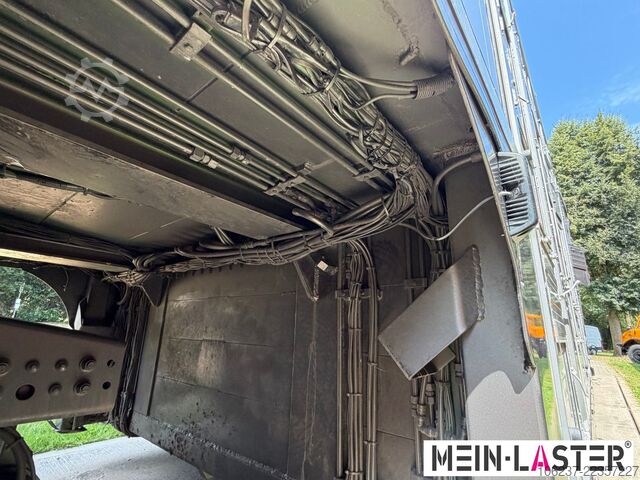 Livestock semitrailer Finkl 3 + 4 Stock/ Hubdach / Rampe / Tränke/Funk