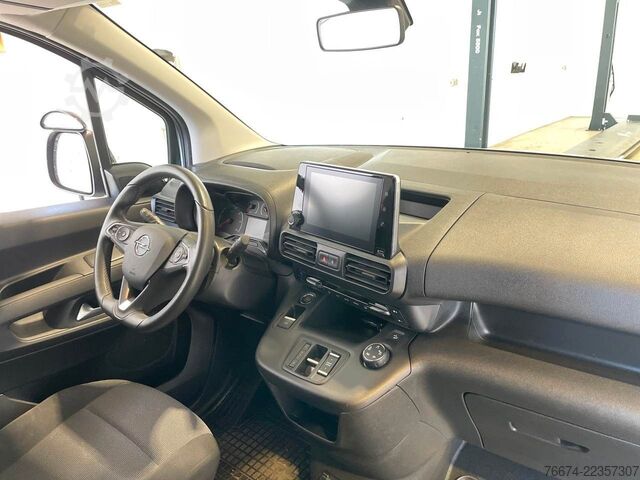 Panel van OPEL Combo-e Cargo XL 50-kWh Regalsystem Navi Kamera