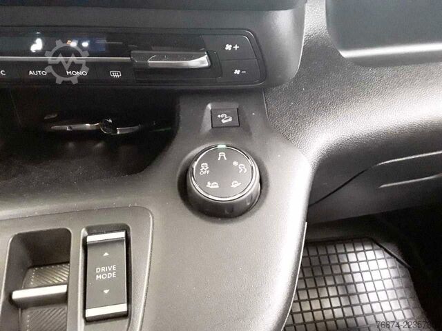 Panel van OPEL Combo-e Cargo XL 50-kWh Regalsystem Navi Kamera