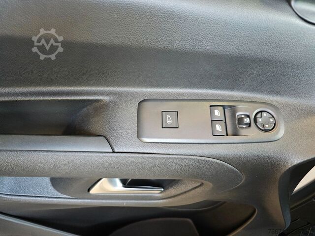 Panel van OPEL Combo-e Cargo XL 50-kWh Regalsystem Navi Kamera