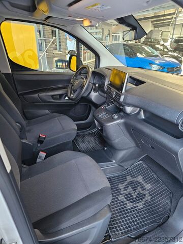 Panel van OPEL Combo-e Cargo XL 50-kWh Regalsystem Navi Kamera