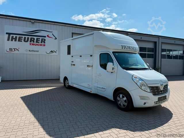 Livestock transporter RENAULT Master Roelofsen 3 Sitzer  Parados