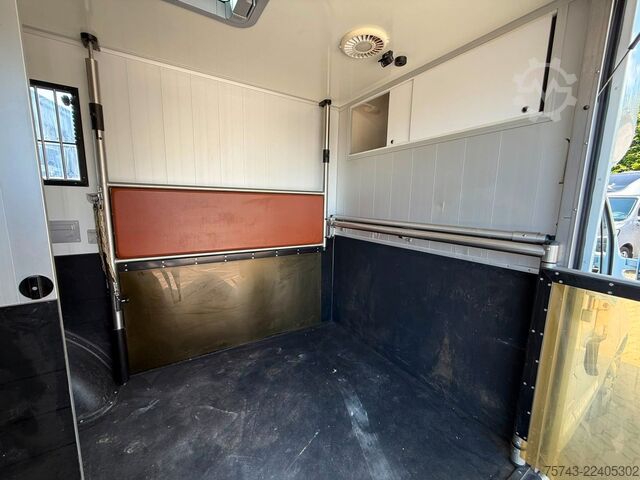 Livestock transporter RENAULT Master Roelofsen 3 Sitzer  Parados