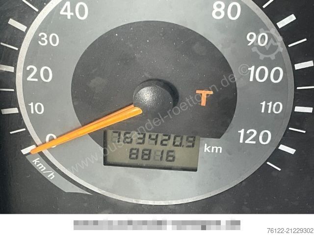 Articulated bus MERCEDES-BENZ Conecto G/Klima/O 530 G/A23/A40