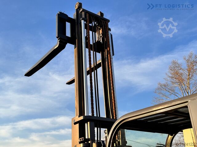 Forklift Toyota 42-4FD40 / DIESEL / 4500KG / DUPLEX / FO