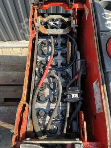 Electric Pallet Truck Linde T20AP