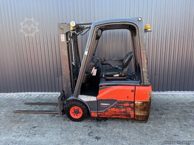 Electric 3-wheel forklift Linde E16C-01