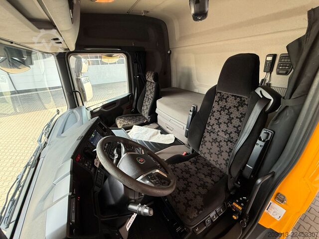Standard tractor unit SCANIA G450 XT 4x4 Euro 6 SZM Kipphydraulik Blatt /Luft
