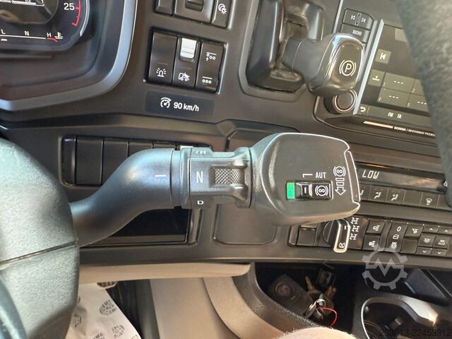 Standard tractor unit SCANIA G450 XT 4x4 Euro 6 SZM Kipphydraulik Blatt /Luft