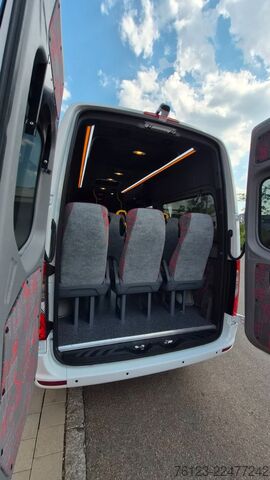 City bus MERCEDES-BENZ Bürgerbus Sprinter 907  Niederflur 9 Sitze