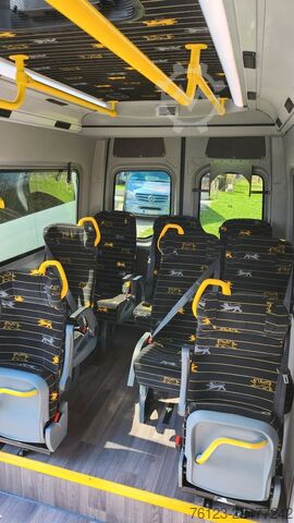 City bus MERCEDES-BENZ Bürgerbus Sprinter 907  Niederflur 9 Sitze