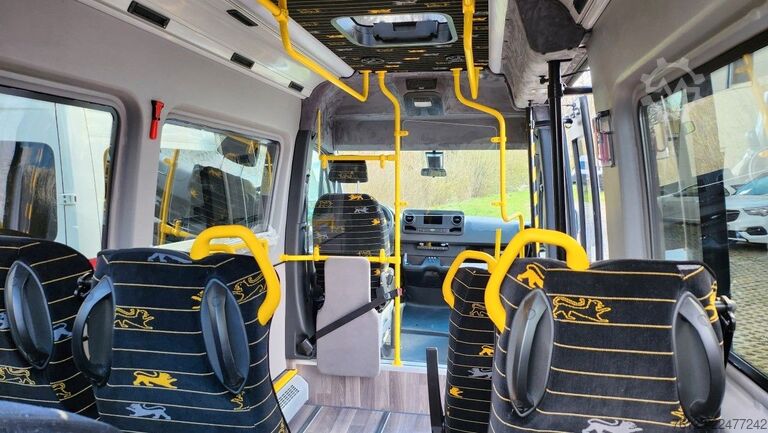 City bus MERCEDES-BENZ Bürgerbus Sprinter 907  Niederflur 9 Sitze