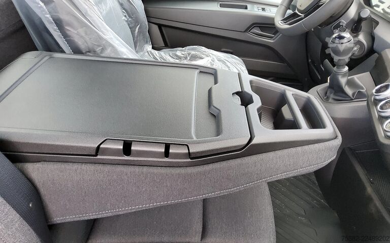 Suitcase Renault Master NEW 170.35 CHASSIS RTWD DUBBELLUCHT - EU...