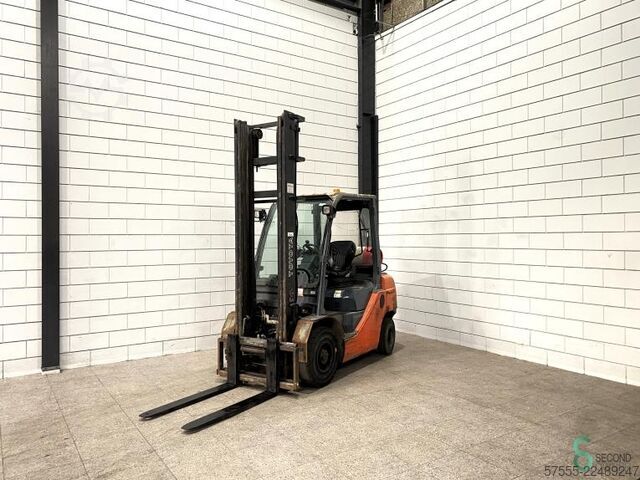 Forklift Toyota 02-8 FGF 25