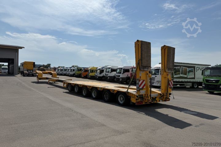 Low loader semitrailer Goldhofer STZ H6 75/80 AA Tieflader / Swiss-Vehicle