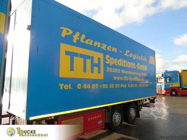 Refrigerated/freezer transport Schmitz Cargobull 2 AXLE + CARRIER + DHOLLANDIA LOADLIFT