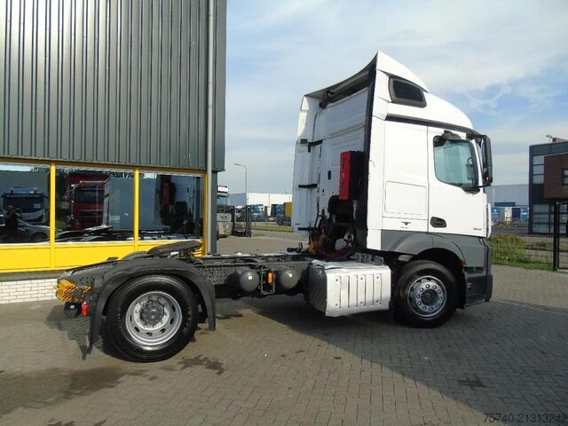 Standard tractor Mercedes-Benz Actros 1842 + euro 5 + spoiler